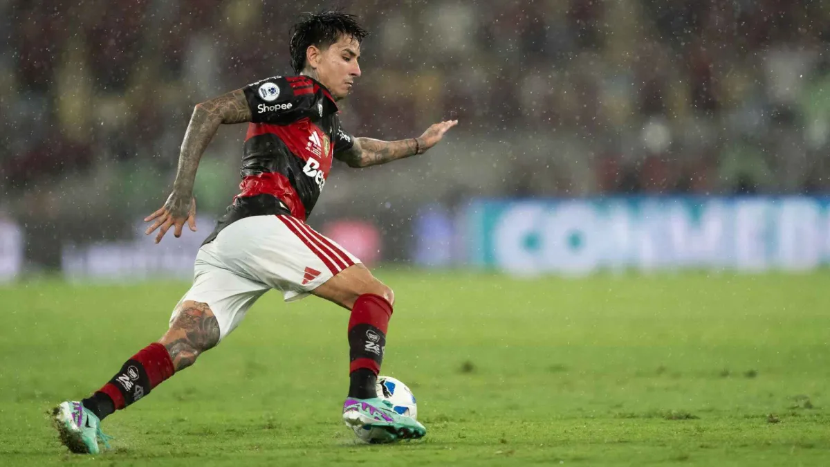Pulgar é denunciado no STJD após clássico; presidente do Fluminense também será julgado
