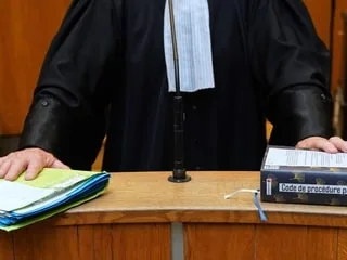 Un jeune homme écroué après le viol d’une femme à Paris, sa demande de libération refusée