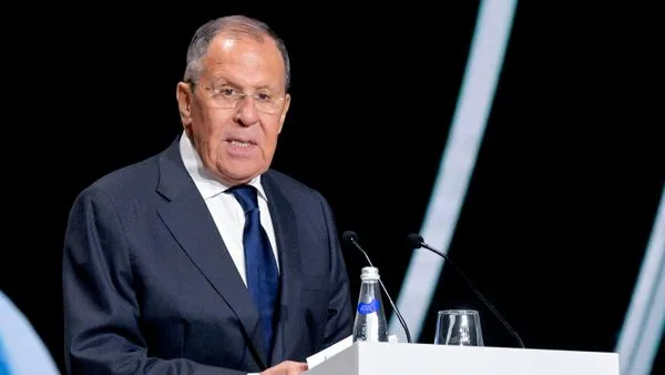 Russian Foreign Minister Arrives in Bahrain