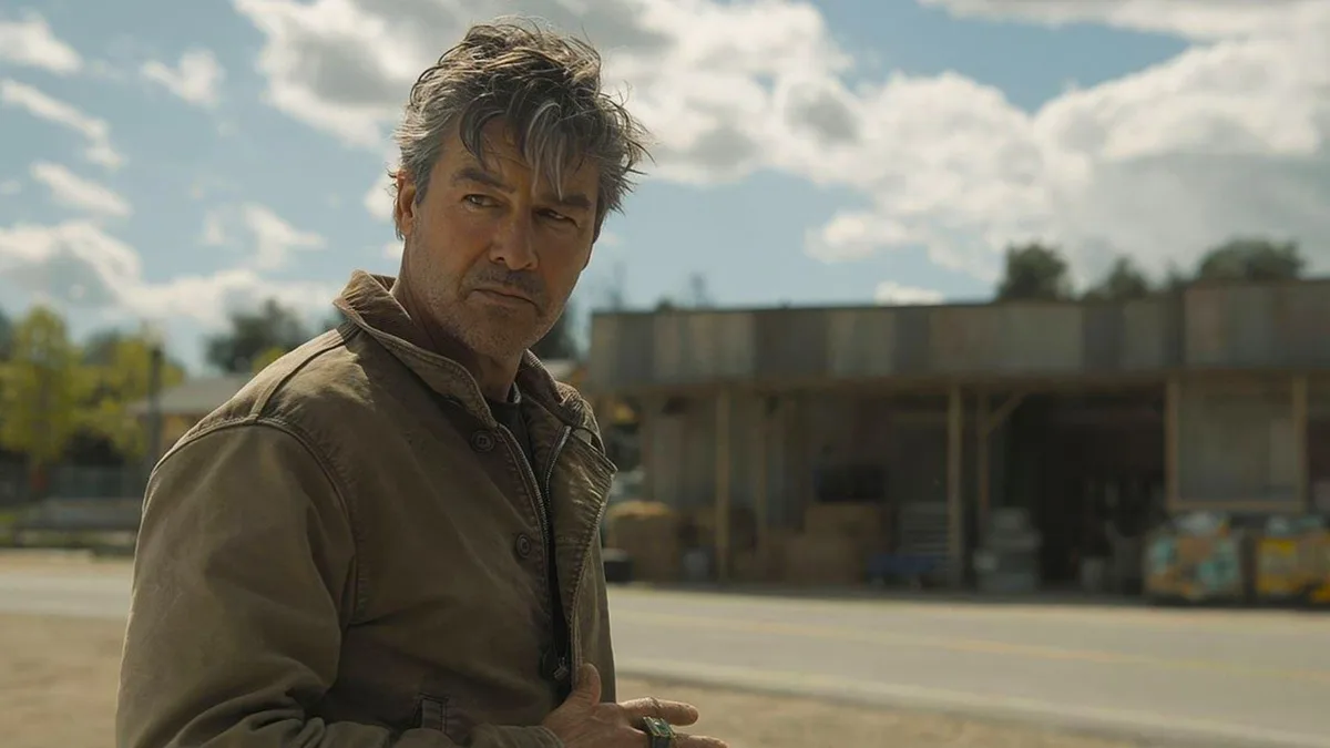 Hoy en HBO Max la heredera espiritual de 'True Detective': 8 episodios de misterio y suspense con superhéroes