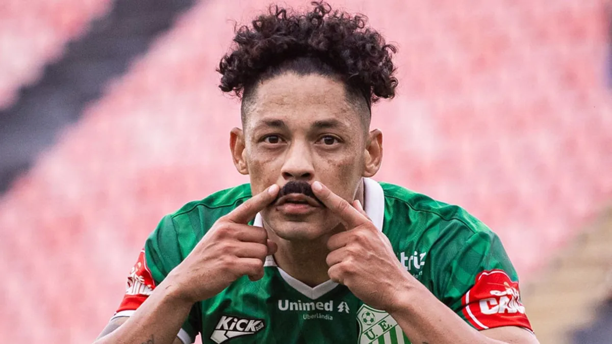 Ex-Botafogo, tocantinense Tomas Bastos conquista título da Série D com o Uberlândia