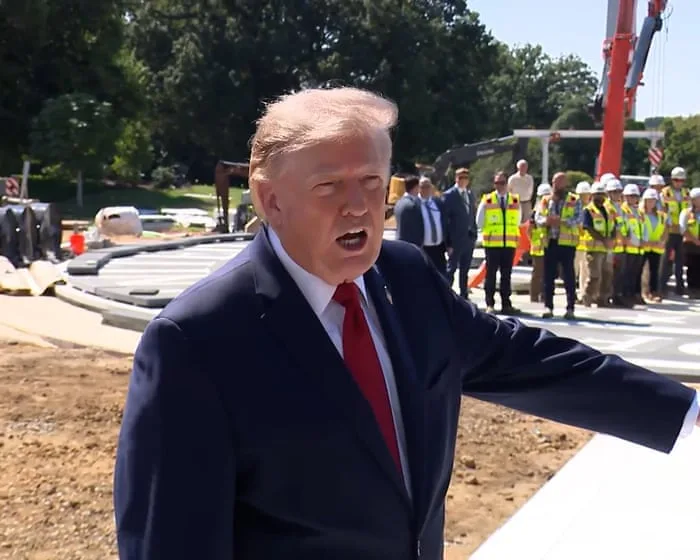Trump talks about grass as he shows off White House renovations – video