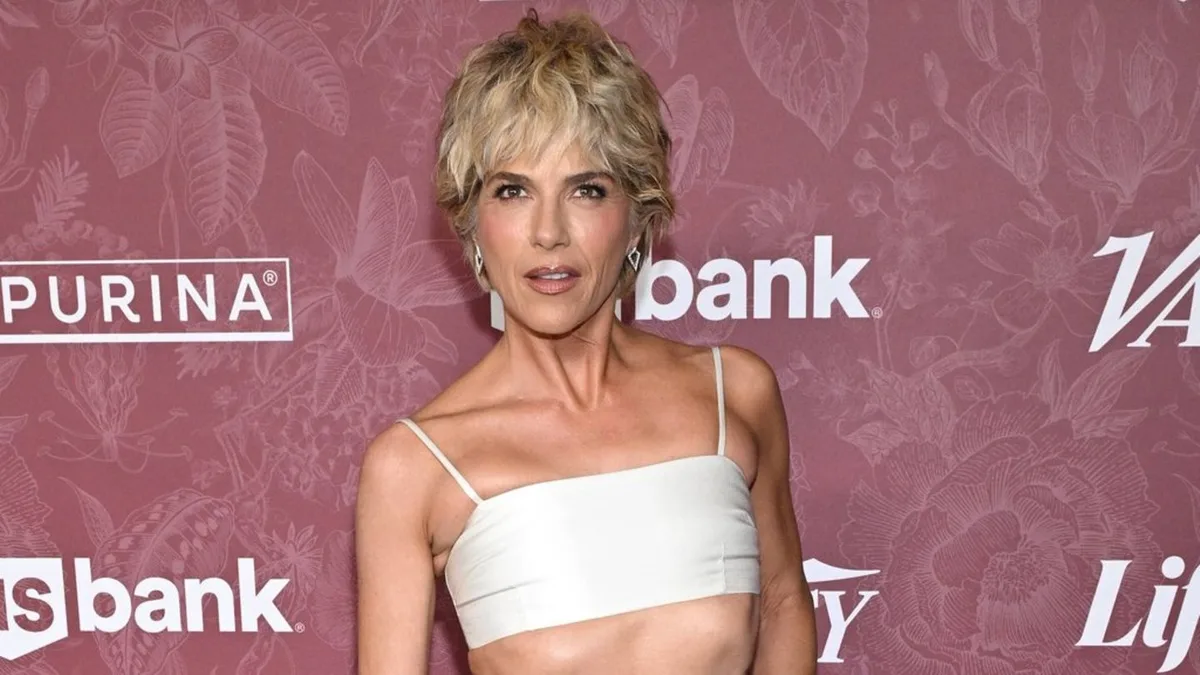 Selma Blair festgenommen: Schauspielerin soll Flugcrew attackiert haben