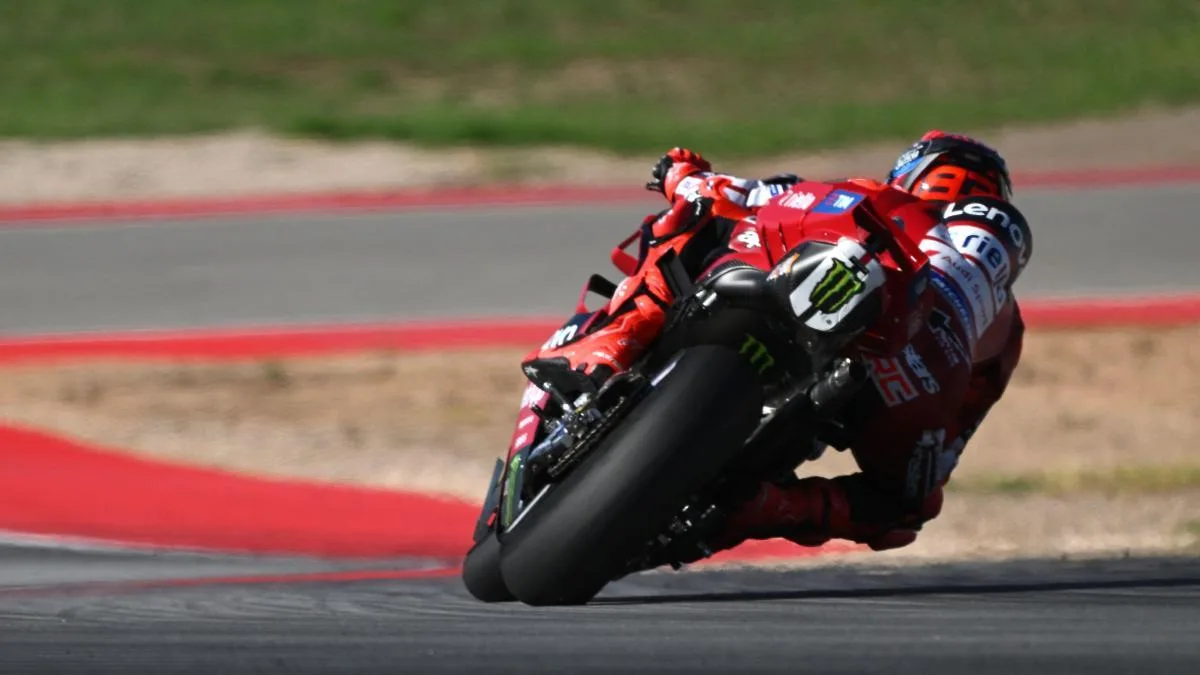 Marc Márquez vuelve a ser el amo de los sábados y de Aragón al ganar su tercera Sprint en Motorland