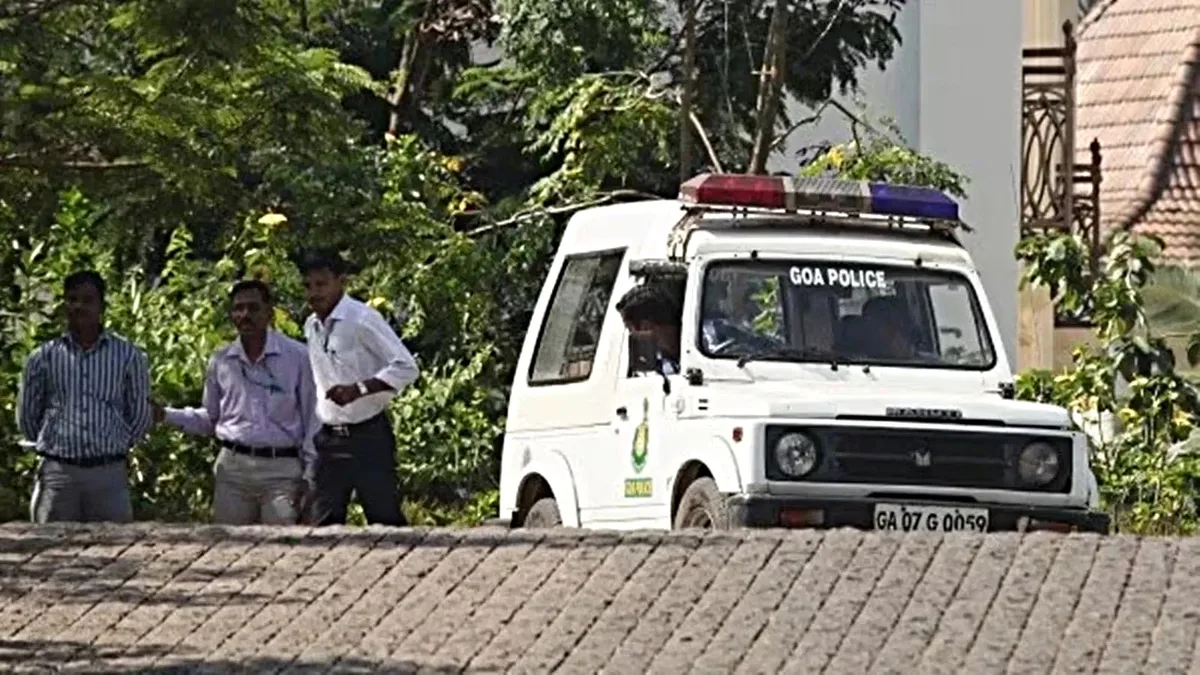Rs 170 cheese garlic naan has echo in Goa assembly, lands cop in trouble