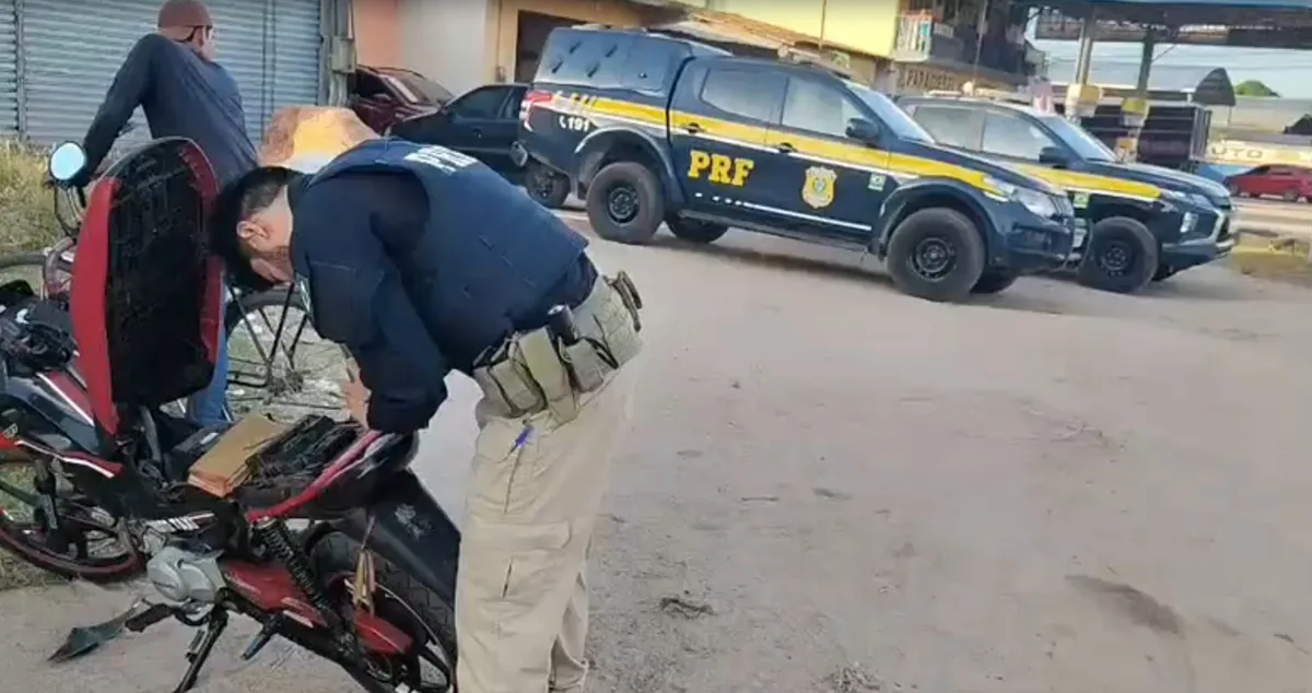 PRF apreende 45 veículos e prende foragido por homicídio em operação em Capanema, no Pará