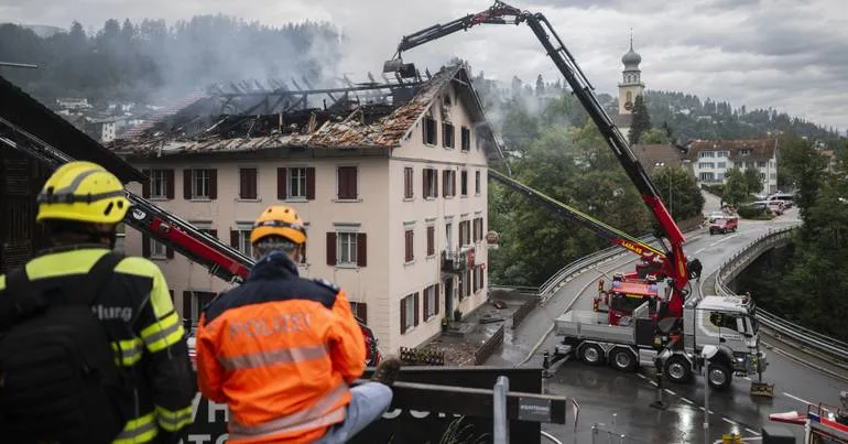 Há ais dois mortos no incêndio em restaurante na Suíça