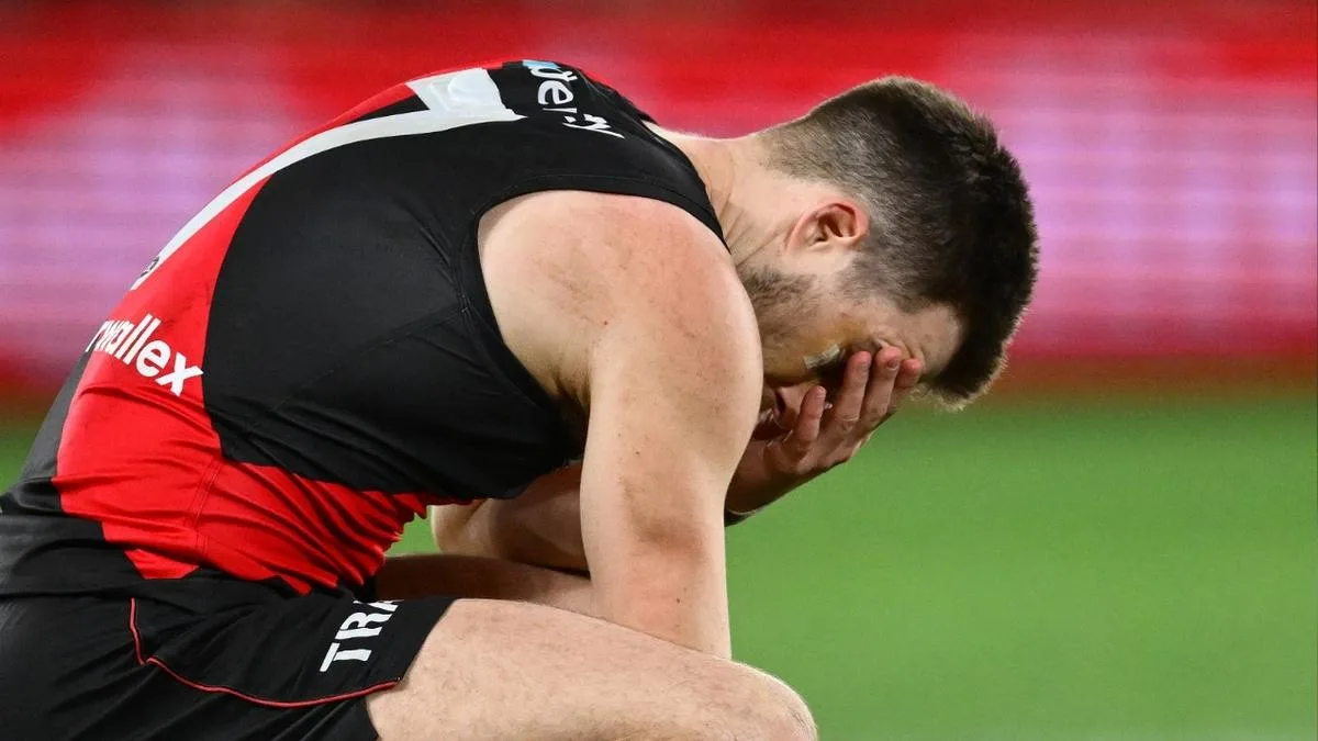 Zach Merrett’s selfless final act revealed as Essendon coaching call impacts AFL future