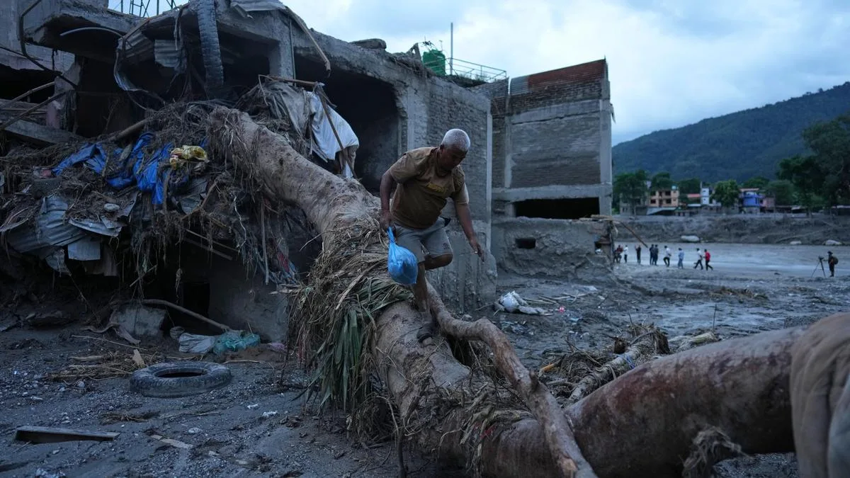Nepal flash floods updates: Death toll rises to 939, missing people drops to 3,925: disaster authority