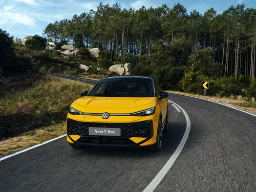 New Volkswagen T-Roc arrives in South Africa with bold design and upgraded technology