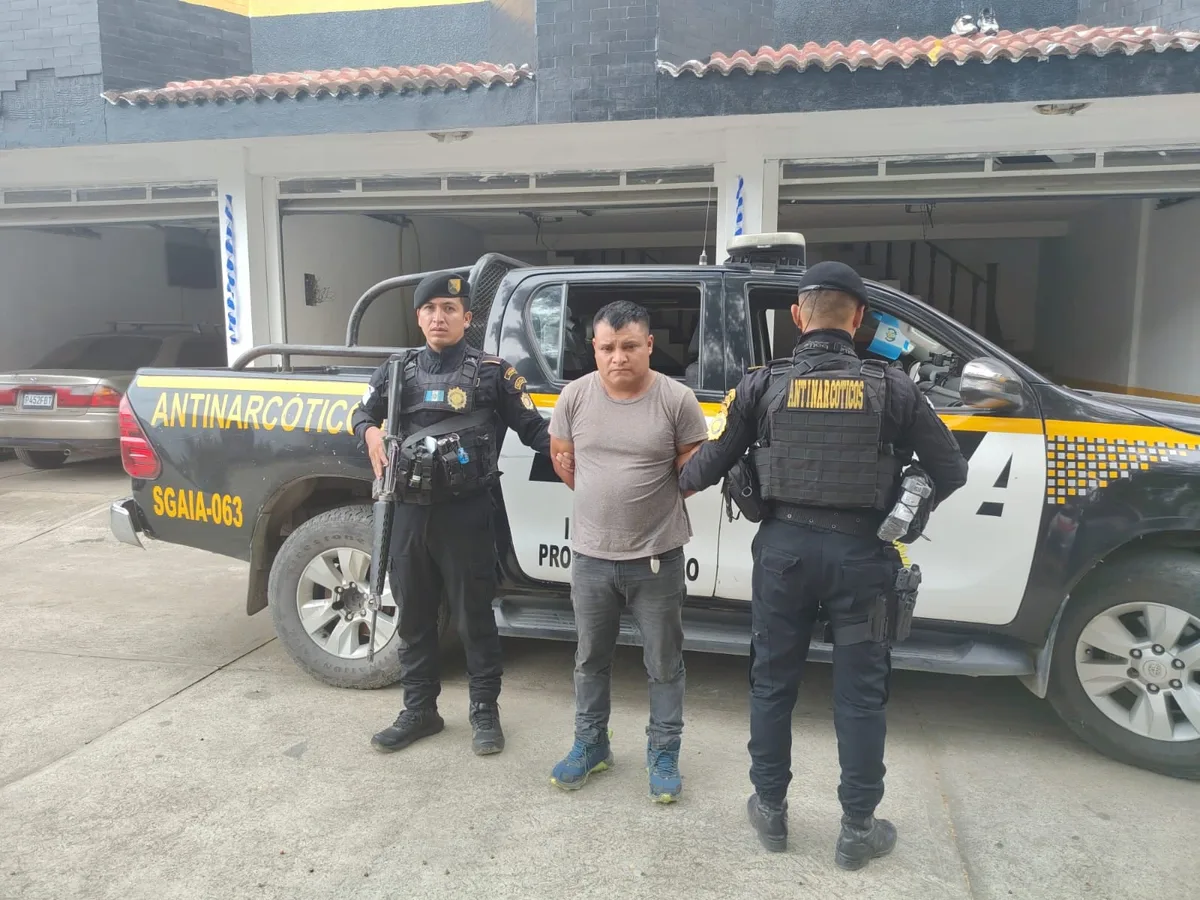 Detuvieron a un guatemalteco en México acusado de traficar armas en Chiapas y lo entregaron a Guatemala