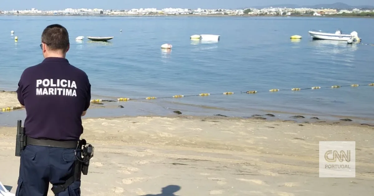 Nevoeiro suspende buscas por banhista desaparecido em praia de Aveiro