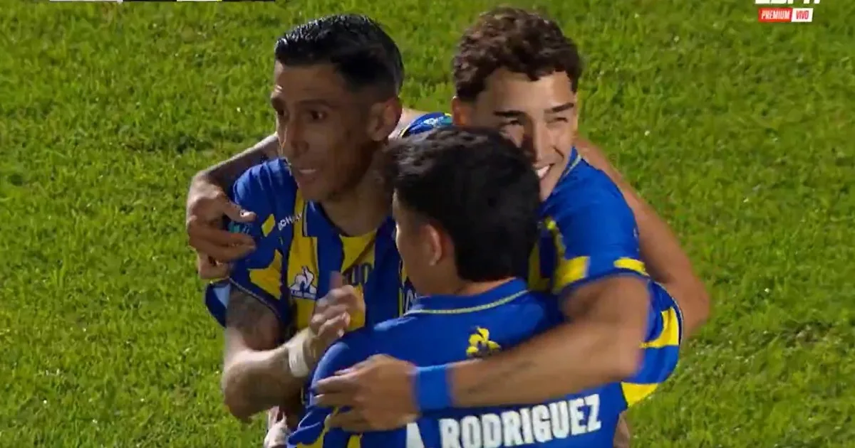 Di María y su "bendición" para Julián Fernández: "dicen que es mi doble"