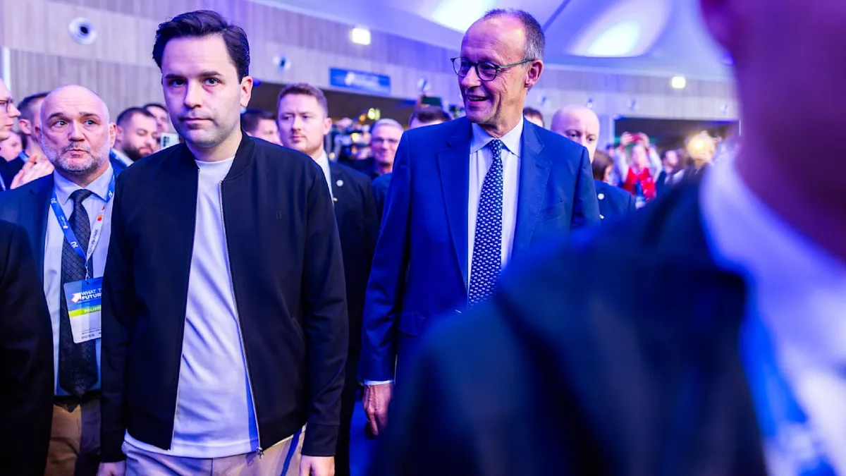 Krisen-Kanzler heute bei seiner Parteijugend - Wieder wird es ungemütlich für Merz