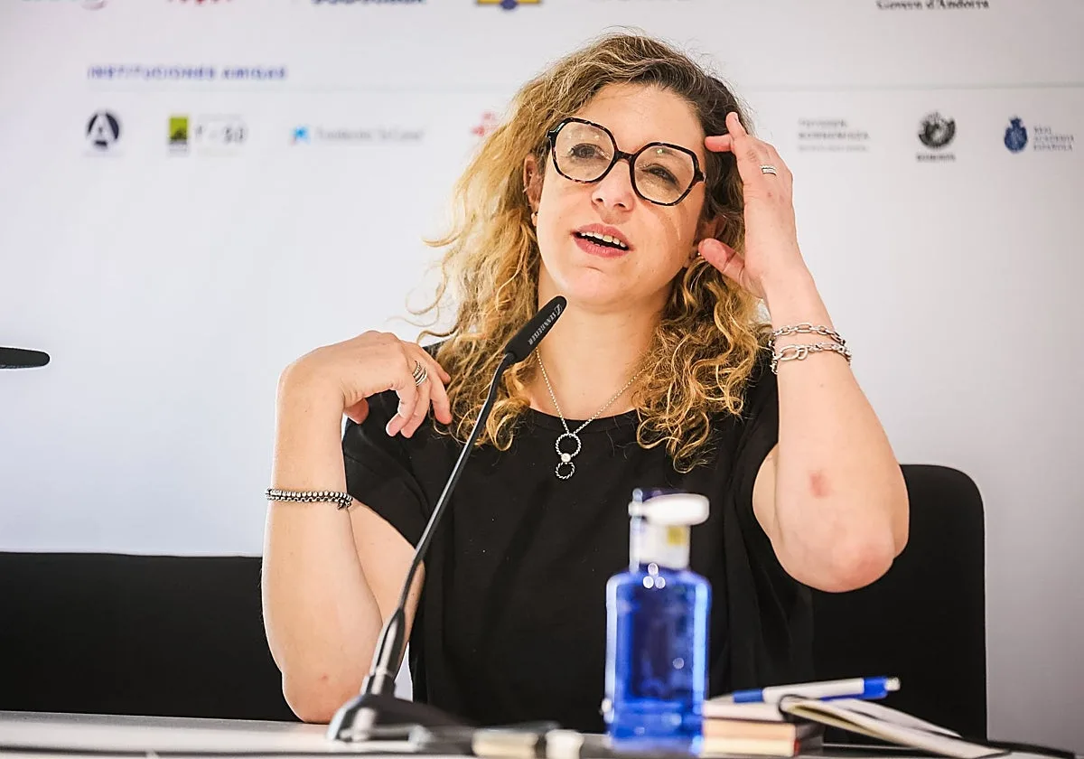 El Cervantes se pone de perfil con la cancelación de Ariana Harwicz; AC/E y el Ayuntamiento de Granada callan