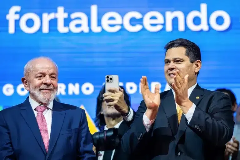 Fim da escala 6×1: Alcolumbre anuncia data para apresentação de relatório na CCJ do Senado