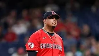MLB: Carlos Hernández vuelve a lanzar en Grandes Ligas a menos de un año del terrible accidente automovilístico que sufrió