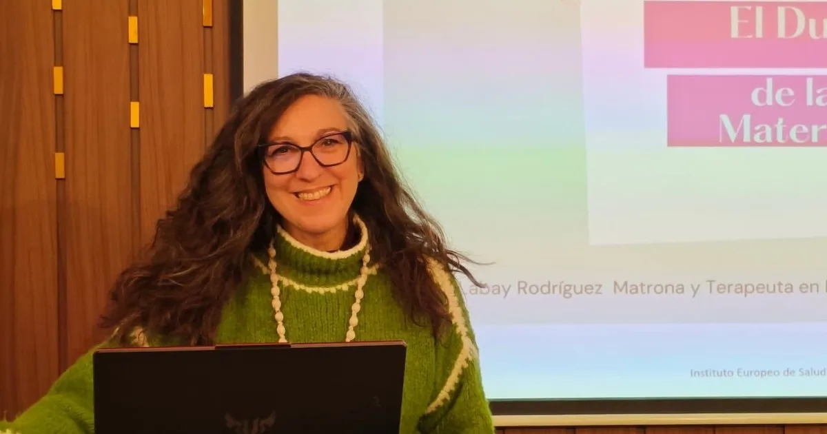 Gloria Labay, matrona especializada en terapia de duelo: “Nos educan desde pequeñas para ser madres, pero no te explican qué será de tu vida si no tienes hijos”