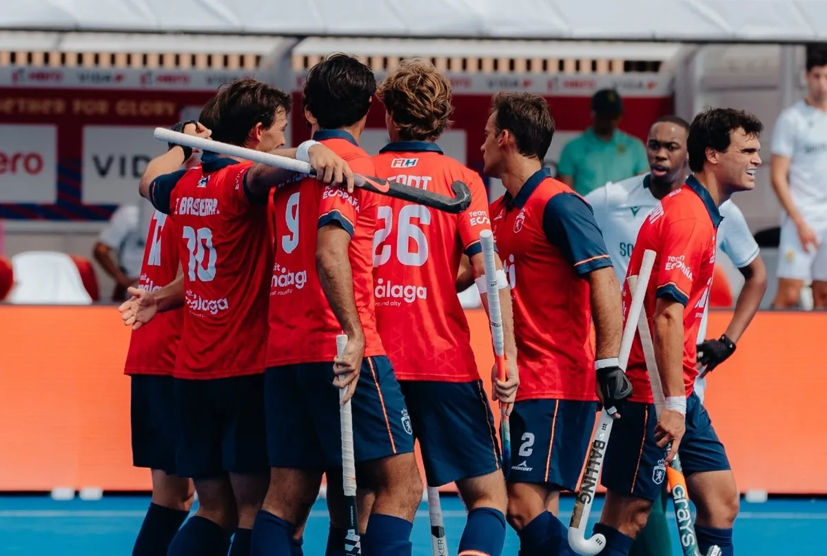 España gana Alemania para acercarse a semifinales en el Mundial masculino de hockey hierba