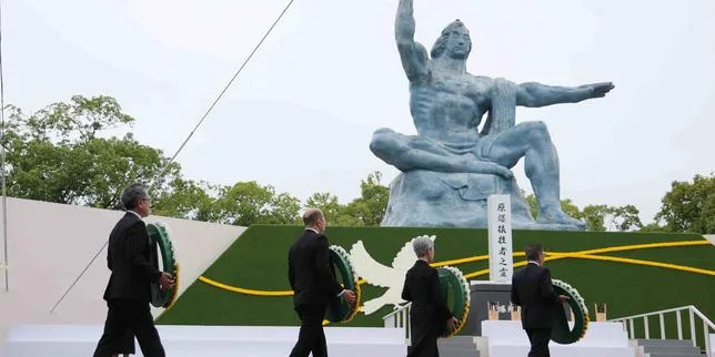 Au Japon, le pacifisme, pilier de l’identité nationale, ébranlé par un monde où prime la puissance militaire