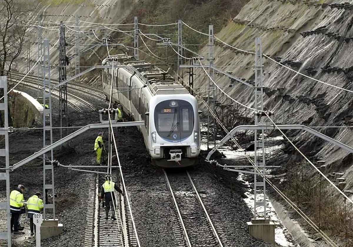 El Gobierno vasco aprobó la reforma de Antxon Alonso en Elgóibar ignorando los daños del tren Bilbao-San Sebastián