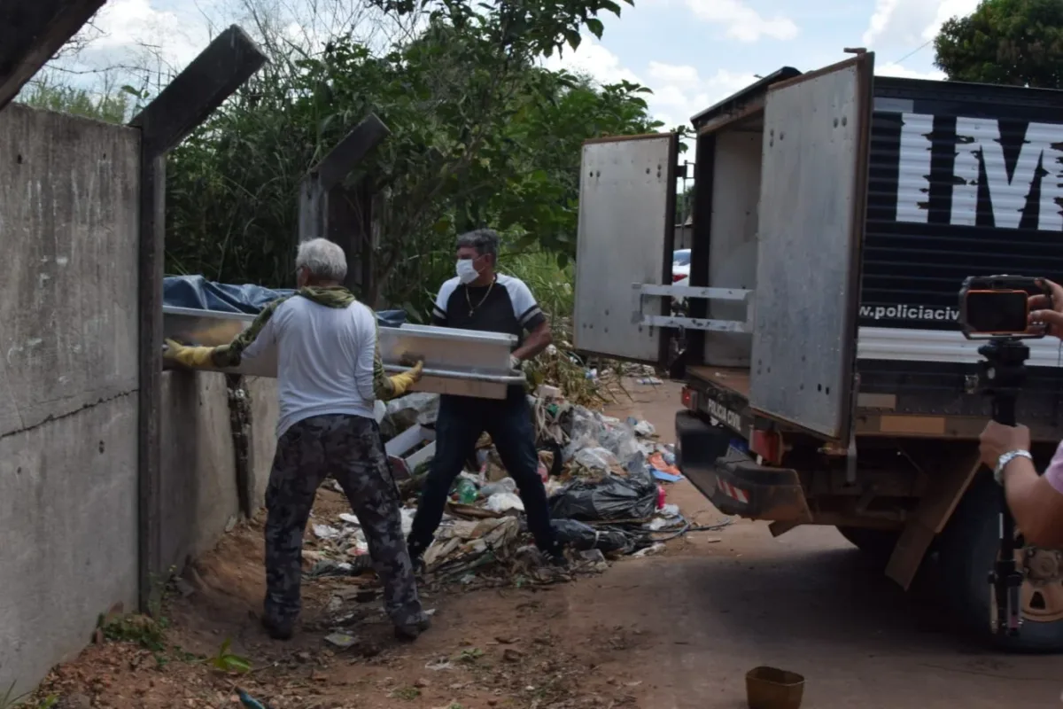 Sete pessoas são presas por envolvimento na morte de jovem que foi esquartejado e carbonizado