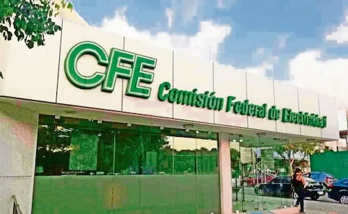 CFE atribuye mega apagón en cuatro estados del sureste a "vandalismo" en líneas de transmisión; se restablece el 25% del suministro