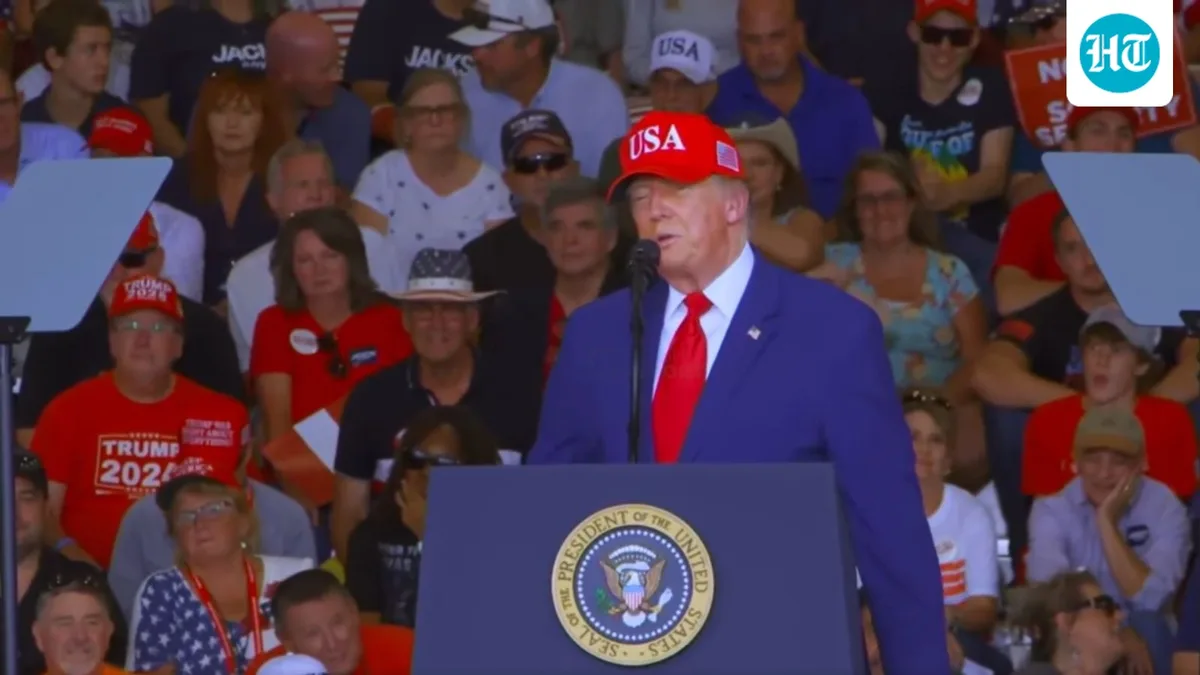 Trump mocks protests as violence, clashes hit French cities: 'France seems to be good for revolutions'