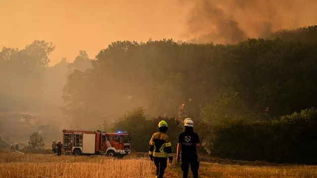Waldbrände: Löschfahrzeuge reichen nicht