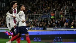 França: PSG sofre, mas consegue vitória contra o Estrasburgo de Hugo Oliveira