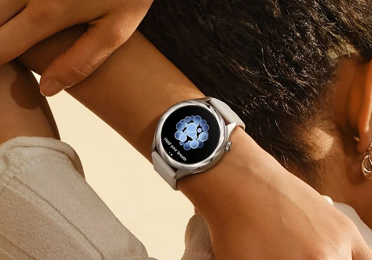 Xiaomi rebaja un 48% su Watch S4 más caro: correa milanesa dorada y pantalla AMOLED de 41 mm