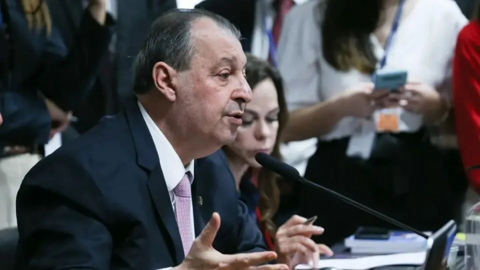 CCJ do Senado aprova PEC da Segurança Pública