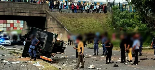 Three suspected robbers killed in shootout after cash-in-transit vehicle bombed near Umlazi