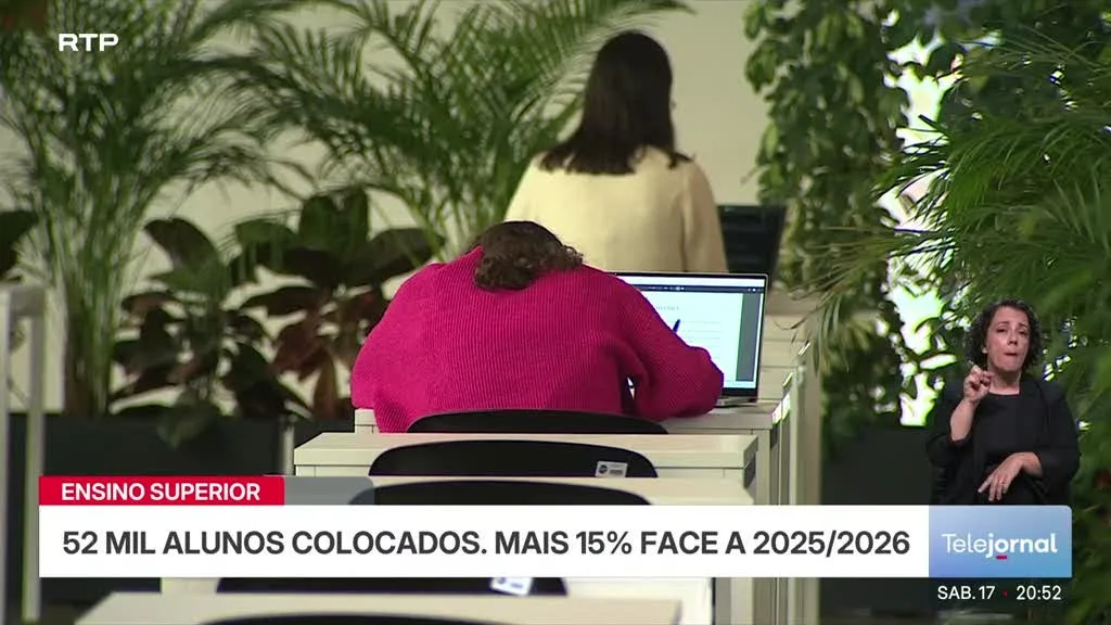 Ensino Superior. Foram colocados 52 mil alunos