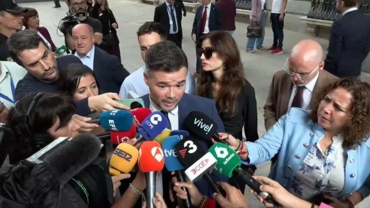 Colau abre el Frente Amplio a Rufián y le pide ejercer su liderazgo para unir a las izquierdas