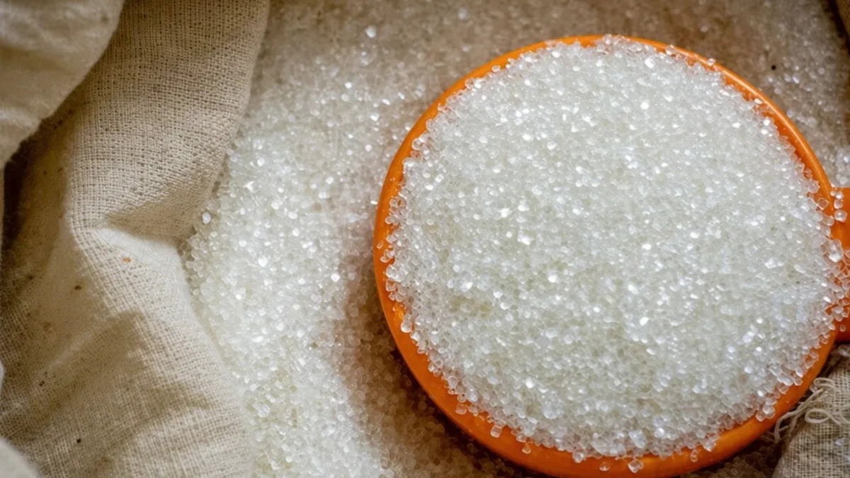 3 lakh tonnes of refined sugar to enter market