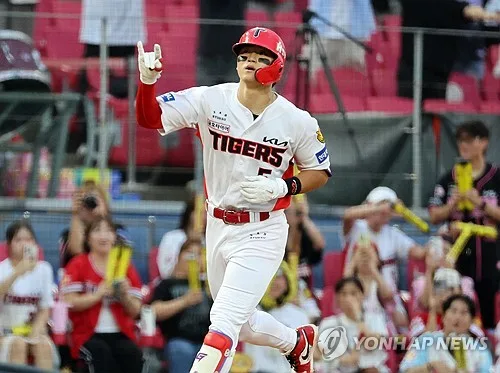 김도영, 개인 최다 39호 홈런…KBO "역대 최연소 40홈런 가능"(종합)