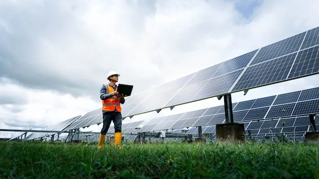 Renewable investment tops R400bn as grid bottlenecks threaten rollout