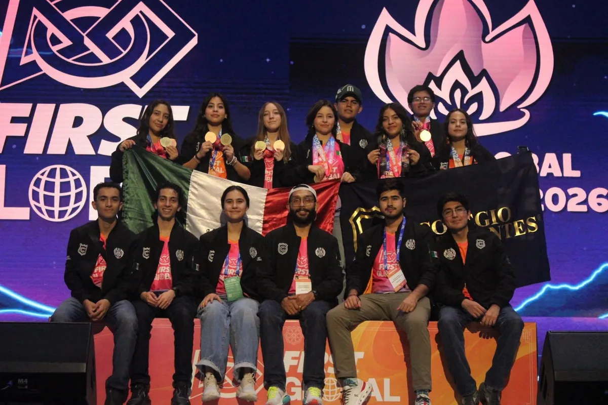 Ganan estudiantes del Colegio Cervantes de Torreón medalla de oro en el FIRST Global Challenge 2026
