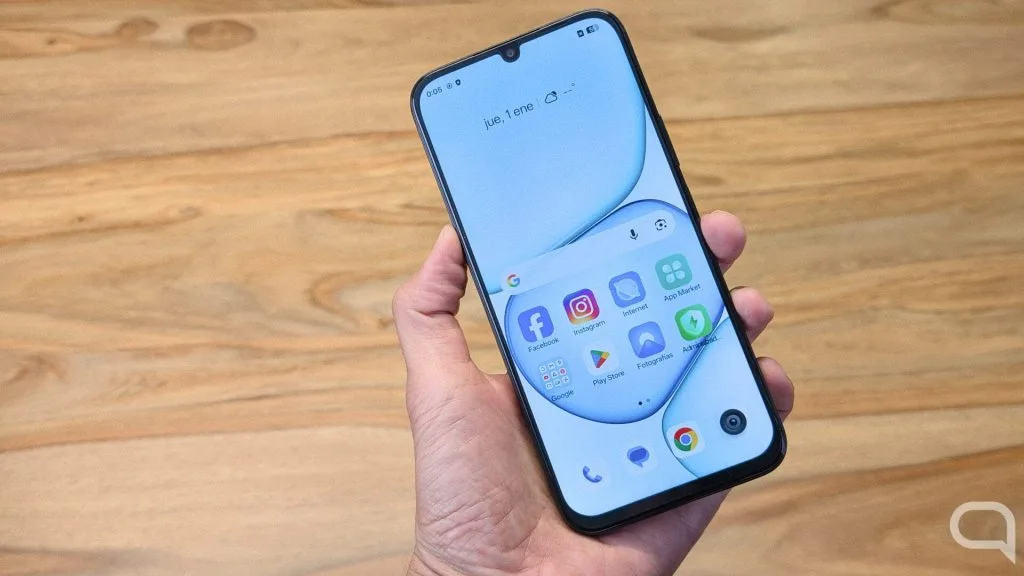 El nuevo realme C100 acaba con el gran temor para muchas personas: quedarse sin batería