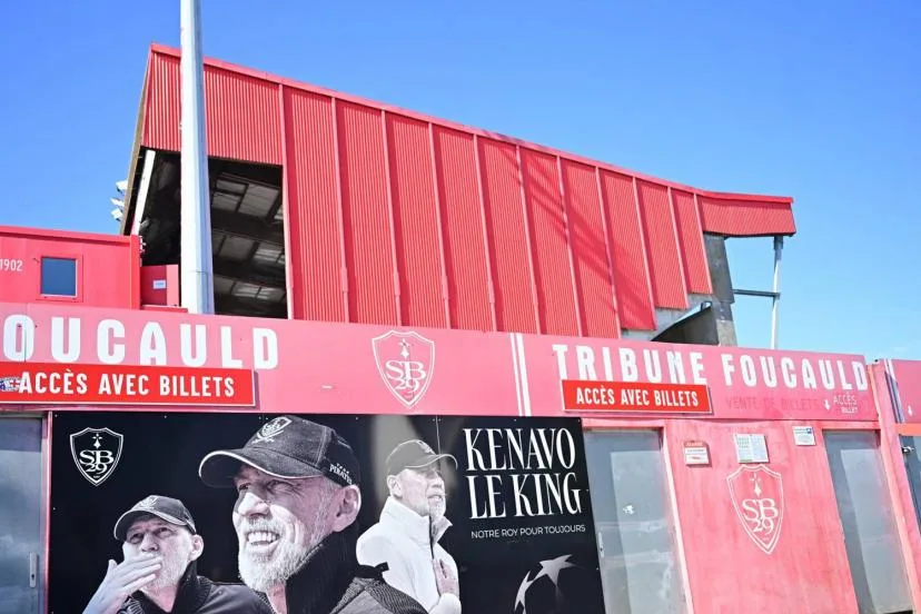 A l'occasion de son déplacement à Brest, en Ligue 1, le Toulouse FC a rendu hommage à Eric Roy