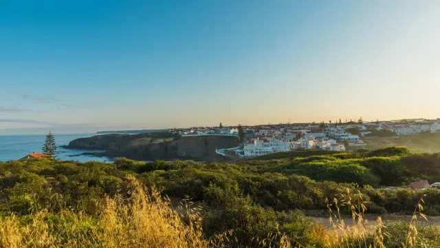 É falso que Odemira tenha retirado bandeira portuguesa por imigrantes