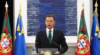 "Estado ganha zero euros com a subida do preço dos combustíveis", garante Luís Montenegro