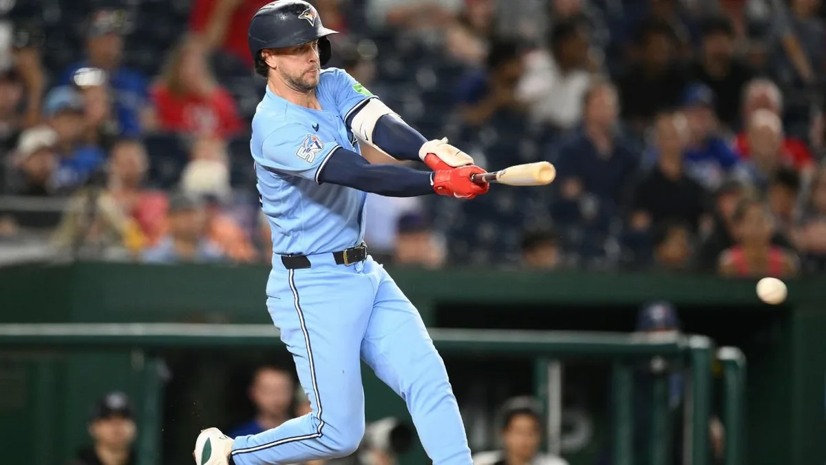 Are swing decisions or mechanics holding back Clement and Guerrero Jr.?