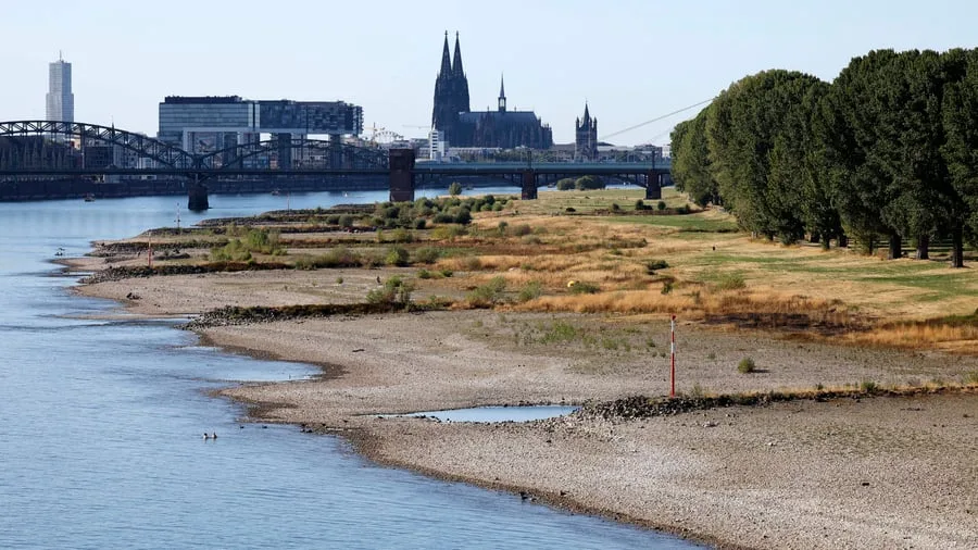 Niedrigwasser: Wasserpegel im Rhein könnte erneut sinken