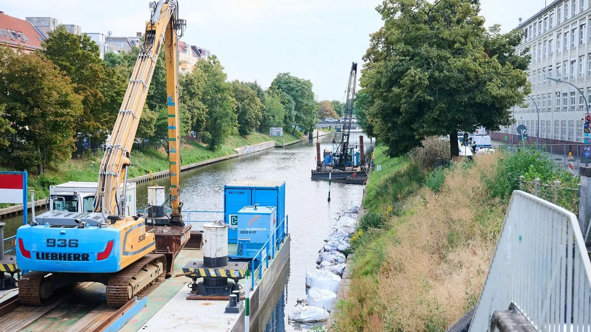 Berlin-Neukölln: Großeinsatz nach Bombenfund - Auch Seniorenheim betroffen