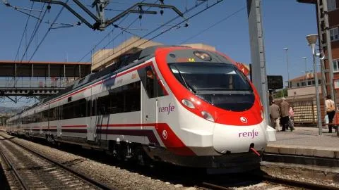 Transportes compensará a las comunidades y ayuntamientos que se sumen al abono único