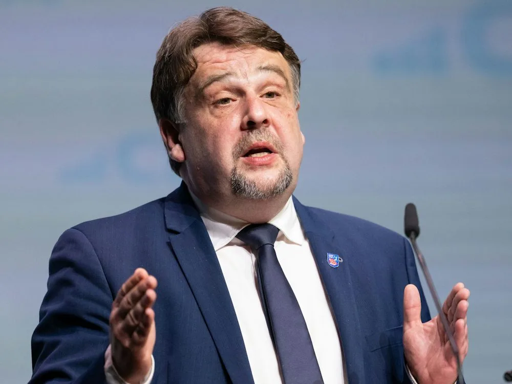Newsblog zur Bundespolitik: CDU-Arbeitnehmerflügel: Merz führt die falschen Debatten