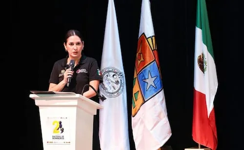 “Ningún funcionario está por encima de la ley”, advierte Estefania Mercado tras detención de alcalde de Puerto Aventuras; funcionamiento de la administración está garantiza, asegura