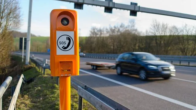 Sicherheit im Verkehr: Autobahn-Notrufsäulen stehen auf dem Prüfstand
